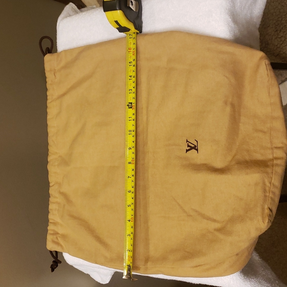 ❌SOLD❌Louis vuitton dust cover